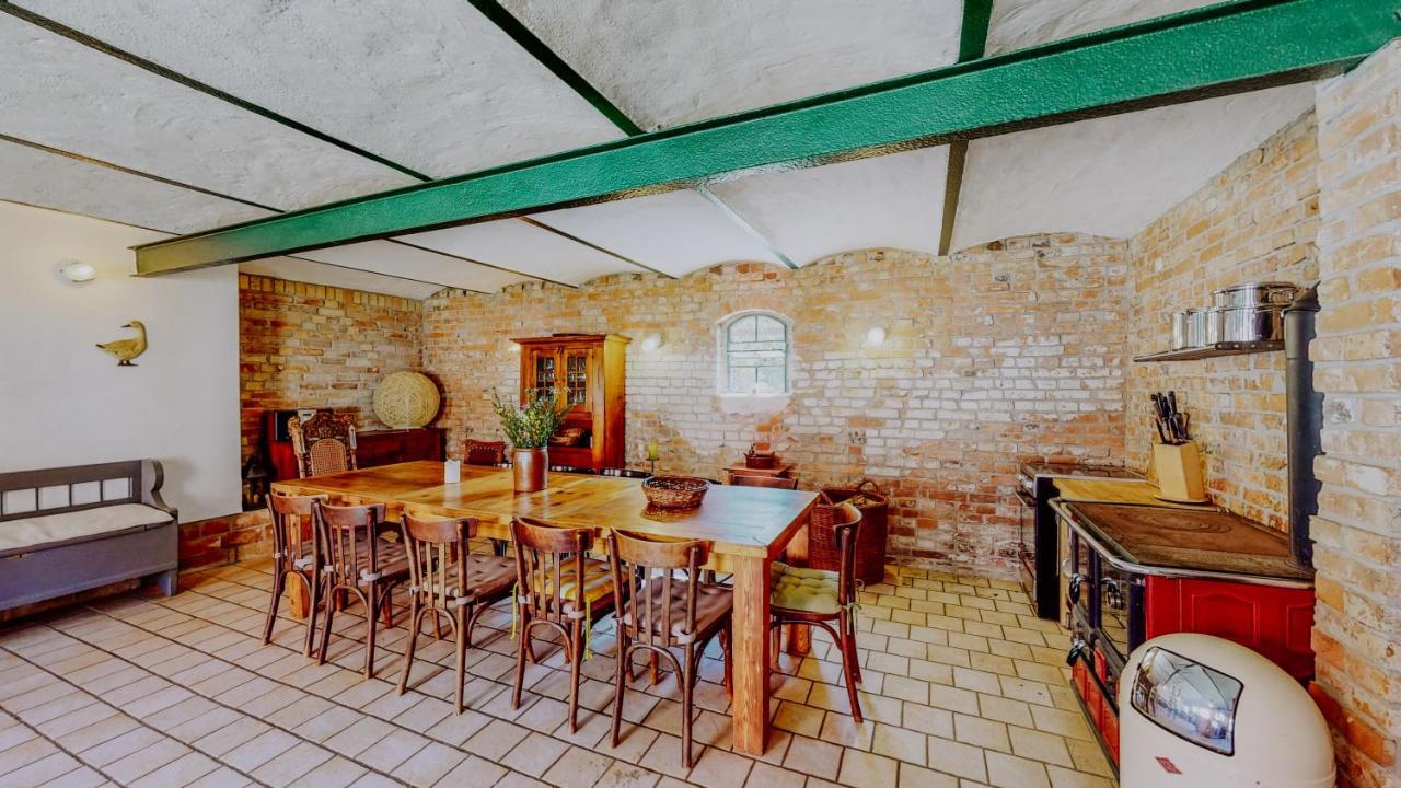 Landhaus Goldene Gans Gross Pankow  Екстер'єр фото