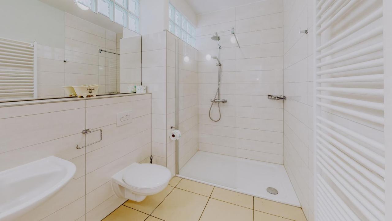 Landhaus Goldene Gans Gross Pankow  Екстер'єр фото